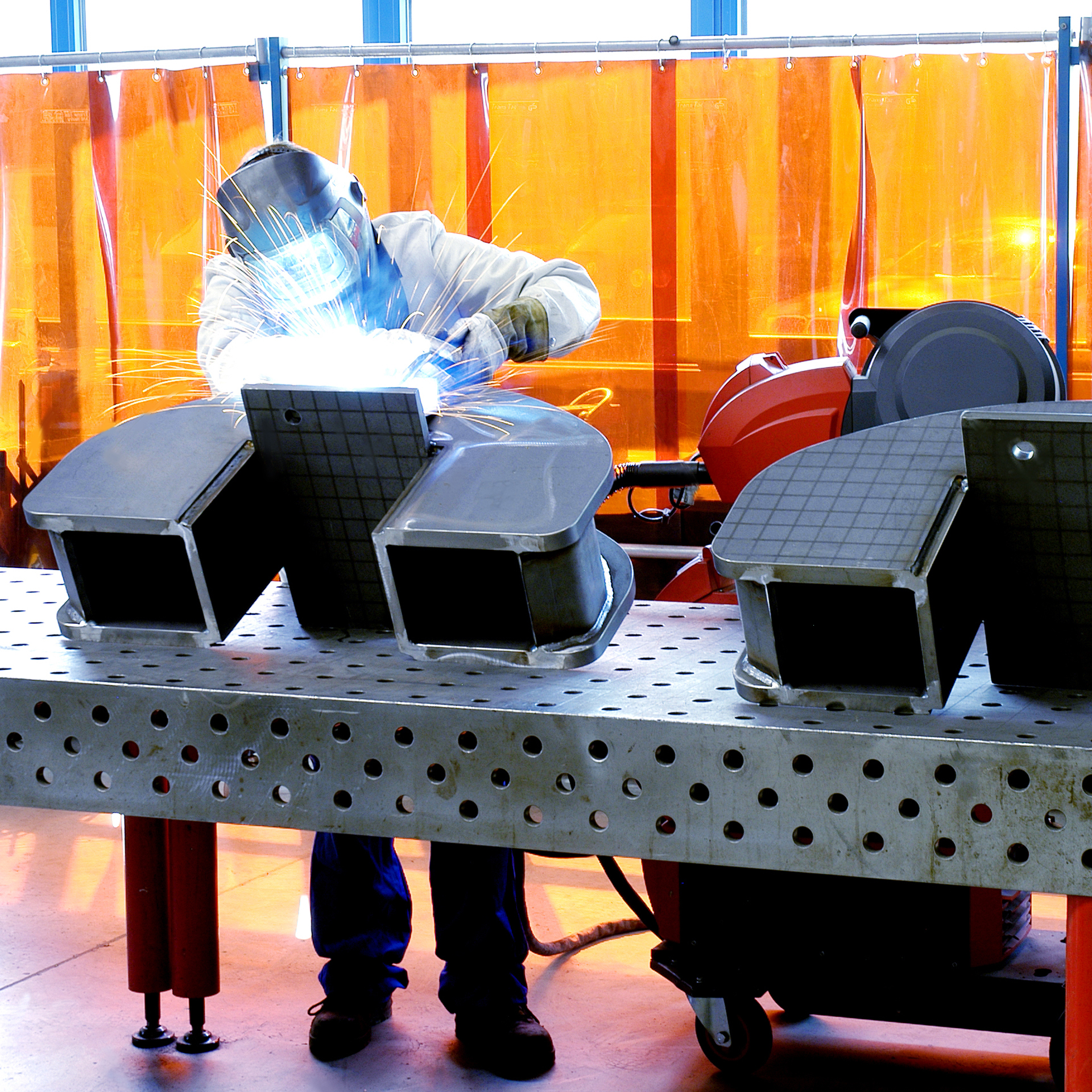 Leiritz ist ein Schweißfachbetrieb und Hersteller von zertifizierten Schweißbaugruppen Made in Deutschland|Bayern.